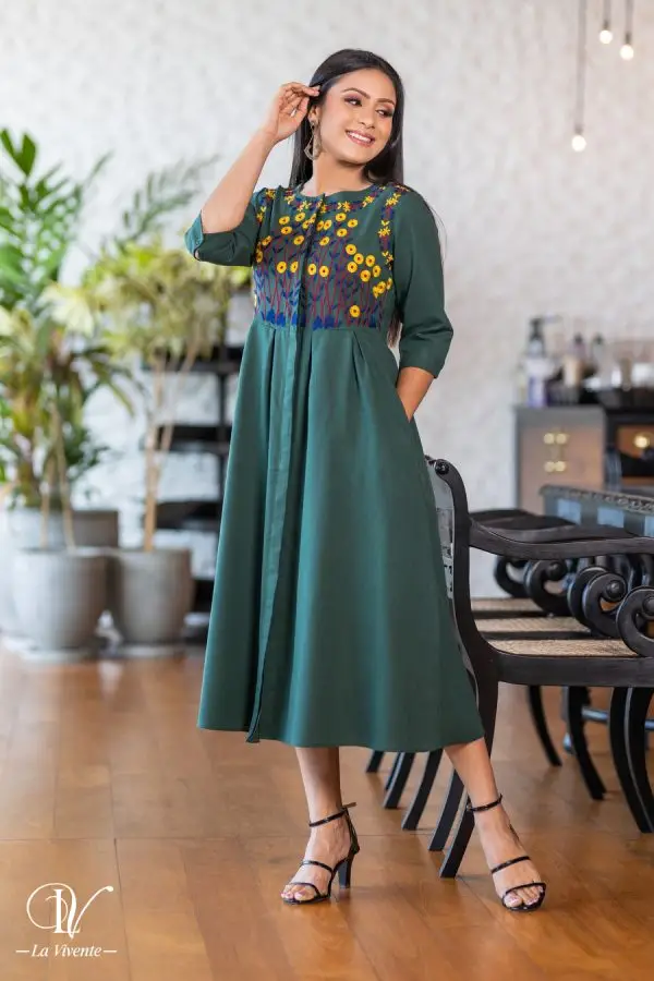 Embroidery Midi Dress - Image 4