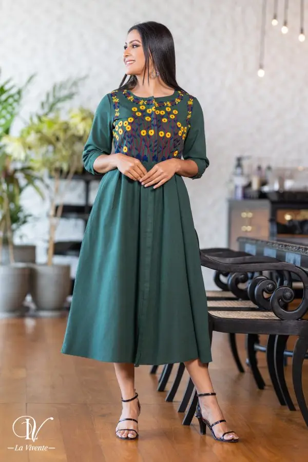 Embroidery Midi Dress - Image 3