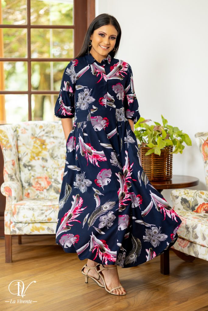 Vivo Malindi  Sleeveless Maxi Dress (JK) - Gold / White Tropical Floral Print