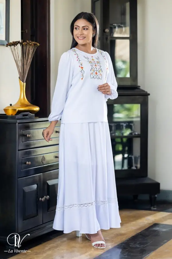 Embroidered long sleeve top - Image 4