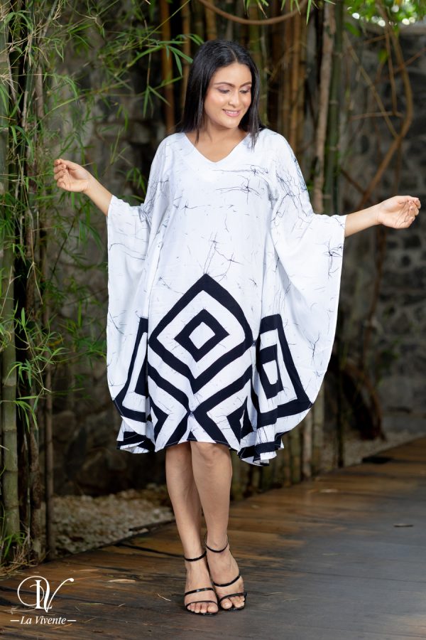 Geometric Batik Kaftan - Image 2