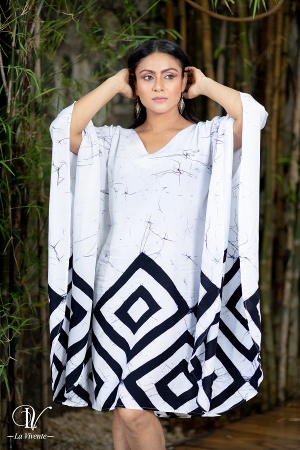 Geometric Batik Kaftan - Image 4