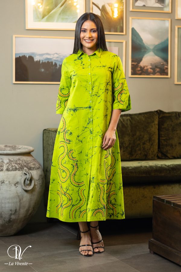 Embroidered Notch Sleeved Batik Maxi Dress - Image 4