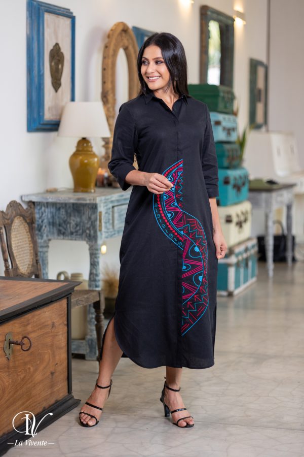 Abstract Embroidered Maxi Shirt Dress - Image 4