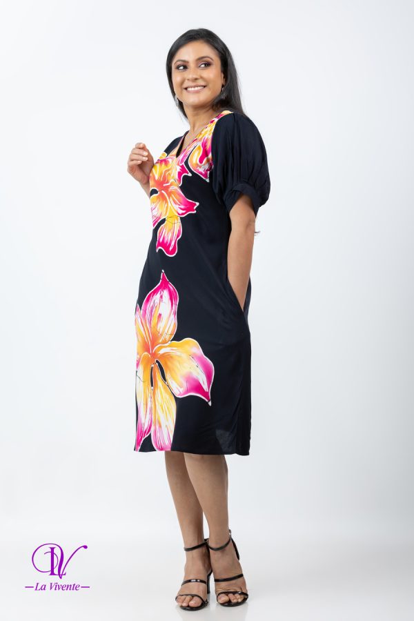 Floral Printed Puff Sleeved Batik Short Dress - Image 3