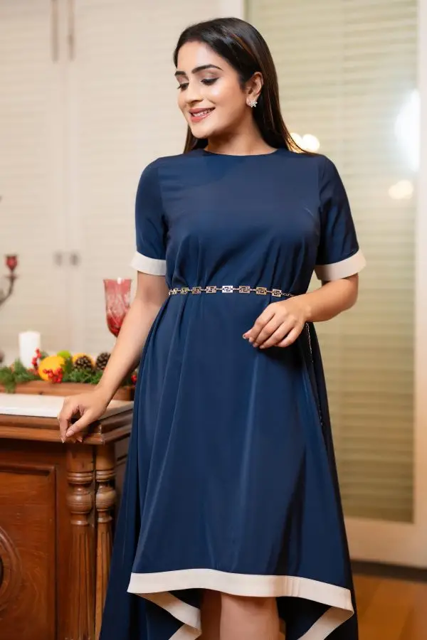 Hem & Sleeve Contrast Detailed High-Low Short Dress - Image 2