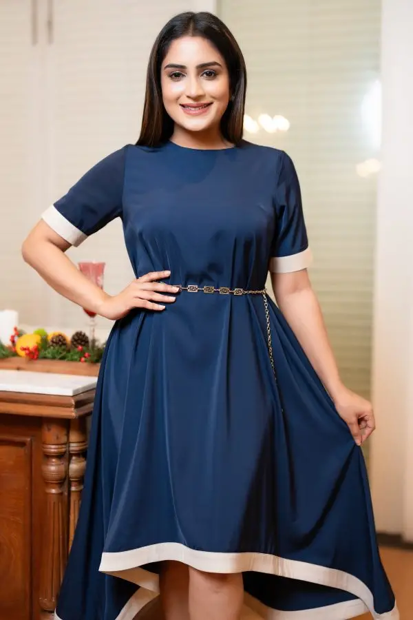 Hem & Sleeve Contrast Detailed High-Low Short Dress