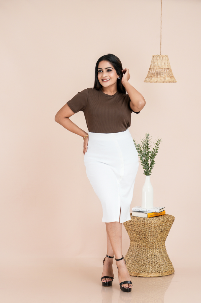 Asymmetric Mock Placket Detailed Pencil Skirt - La Vivente