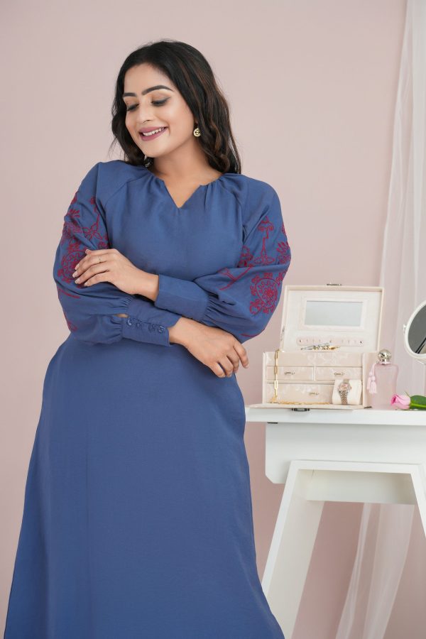 Sleeve Embroidered Notch Necked Maxi Dress