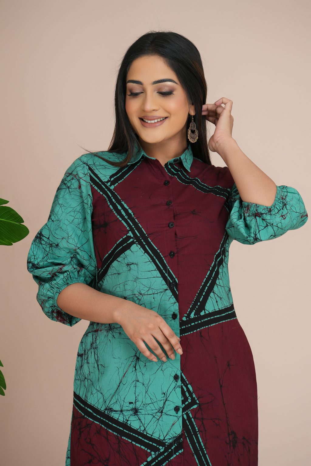 abstract-printed-button-up-high-low-batik-maxi-dress-la-vivente