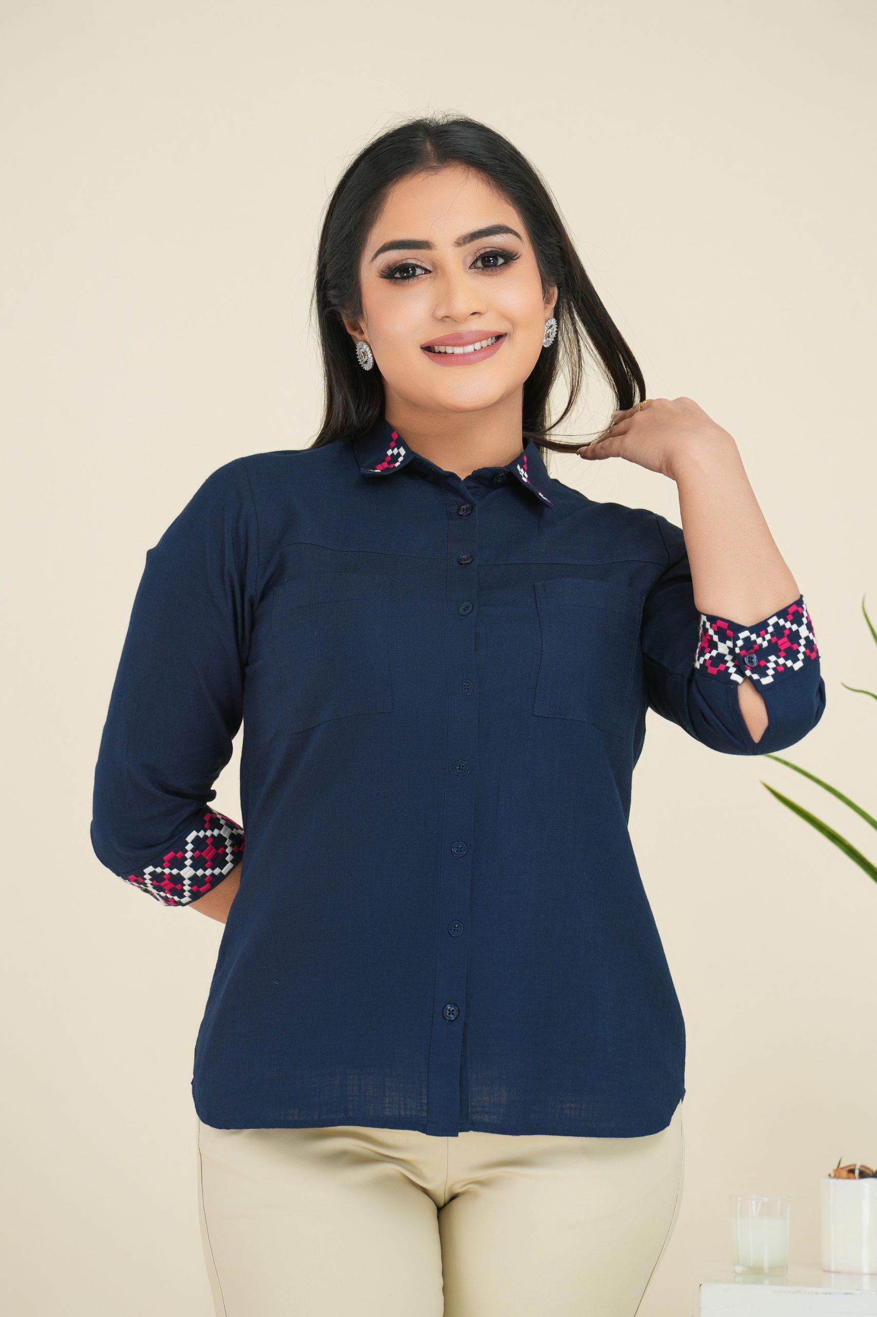 Sleeve Embroidered Blouse Top - La Vivente