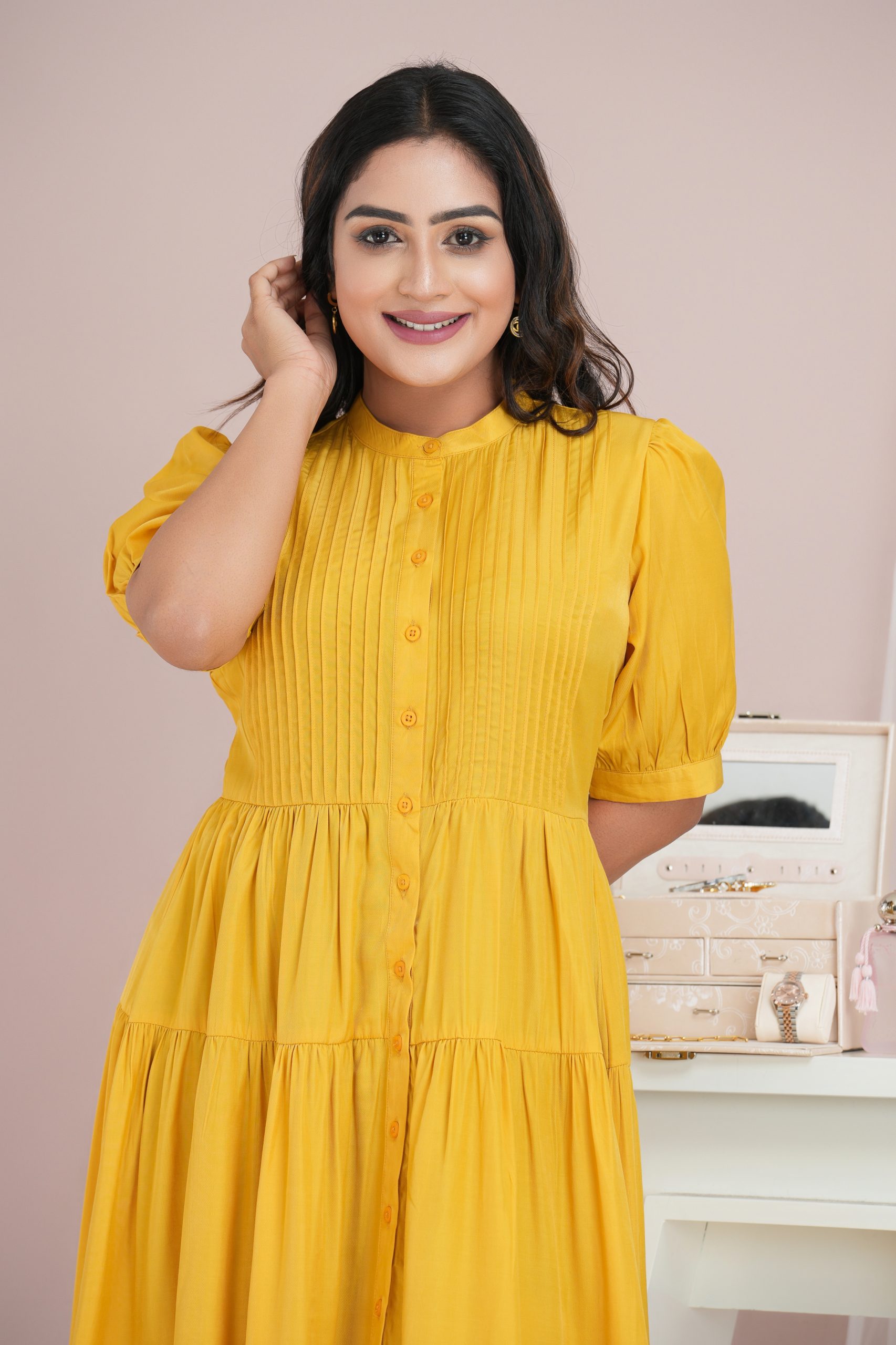 Pintuck Detailed Tiered Maxi Dress La Vivente