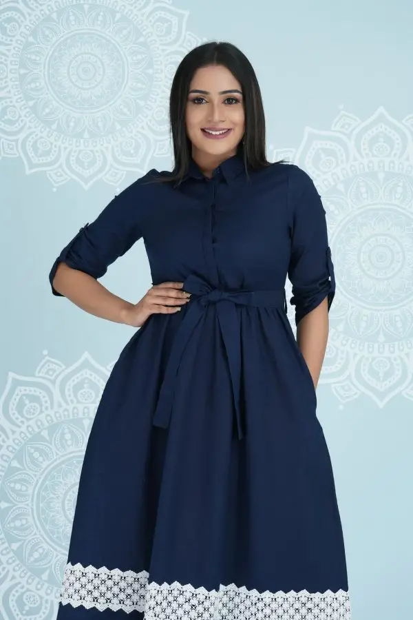 Contrast Lace Detailed Belted Maxi Dress - Image 4