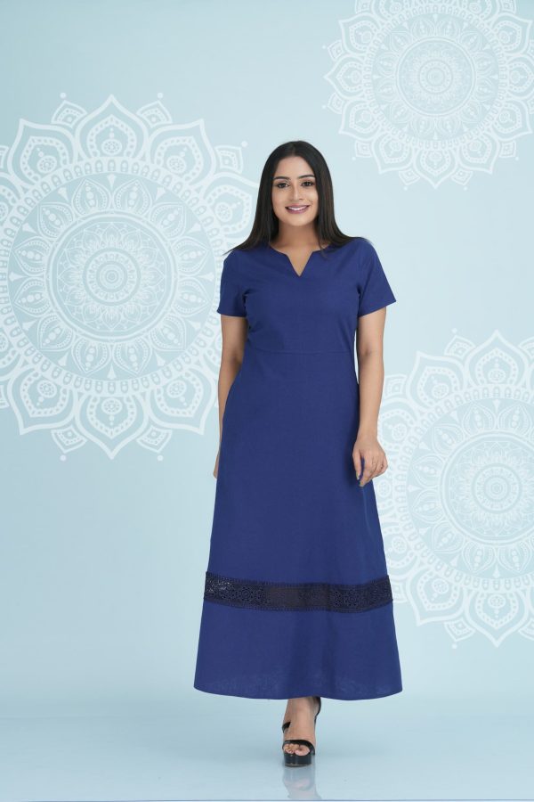 Lace Detailed Notch-necked Short Sleeved Maxi Dress - Image 2