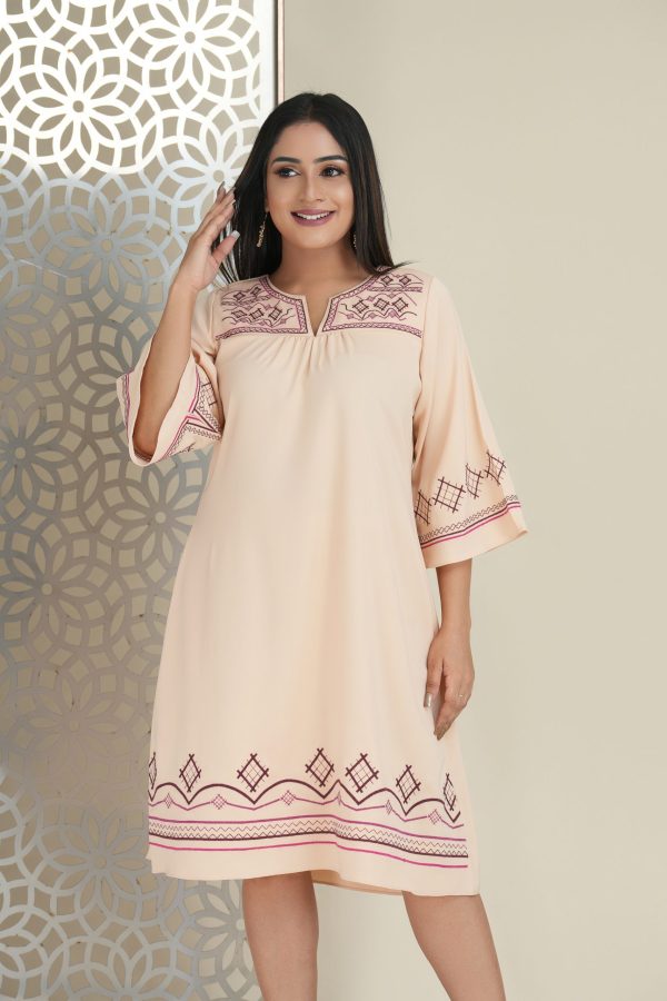 Geometric embroidered notch-necked short dress - Image 3