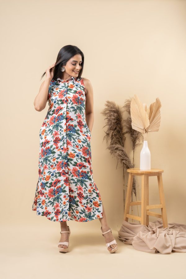 Floral Patterned Sleeveless Button-Up Maxi Dress - Image 5