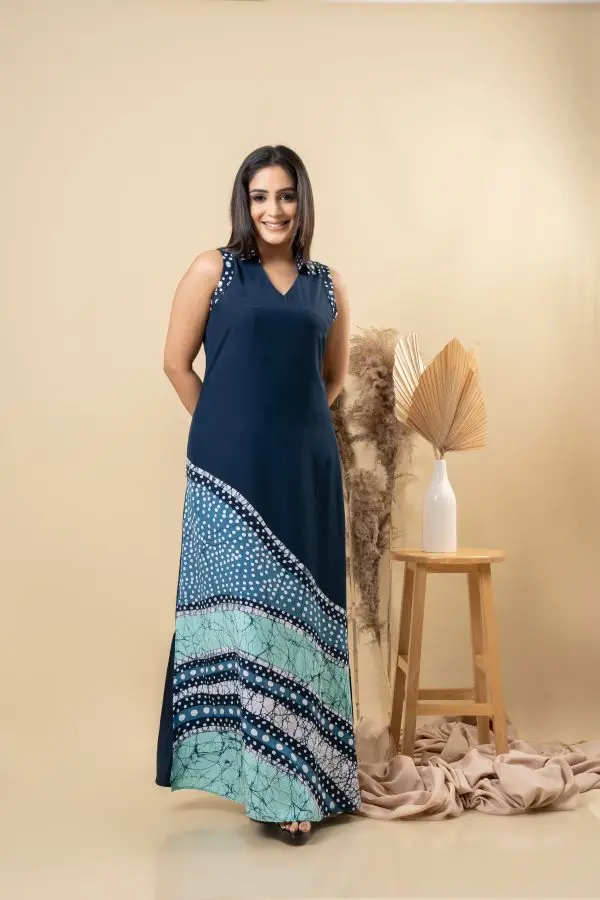 Abstract Sleeveless Shirt Collared Batik Maxi Dress - Image 4