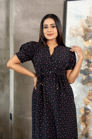 Floral Patterned Tie-Up Detailed Maxi Dress