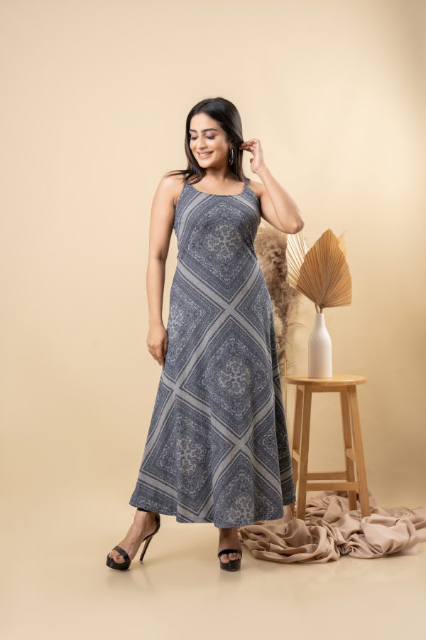 Geometric Patterned Strappy Maxi Dress