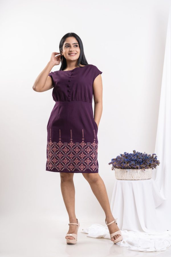 Geometric Embroidered Cap Sleeved Short Dress - Image 3