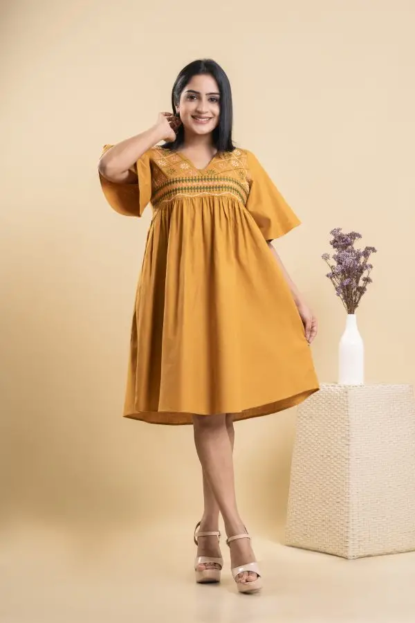 Front York Embroidered Short Dress - Image 2