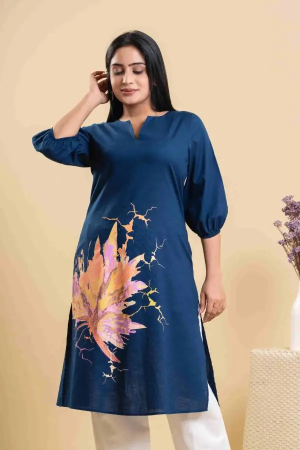 Abstract Printed Notch Necked Kurta - Image 5