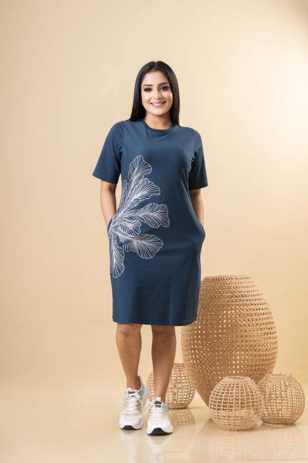 Abstract Printed T-shirt Dress - Image 4