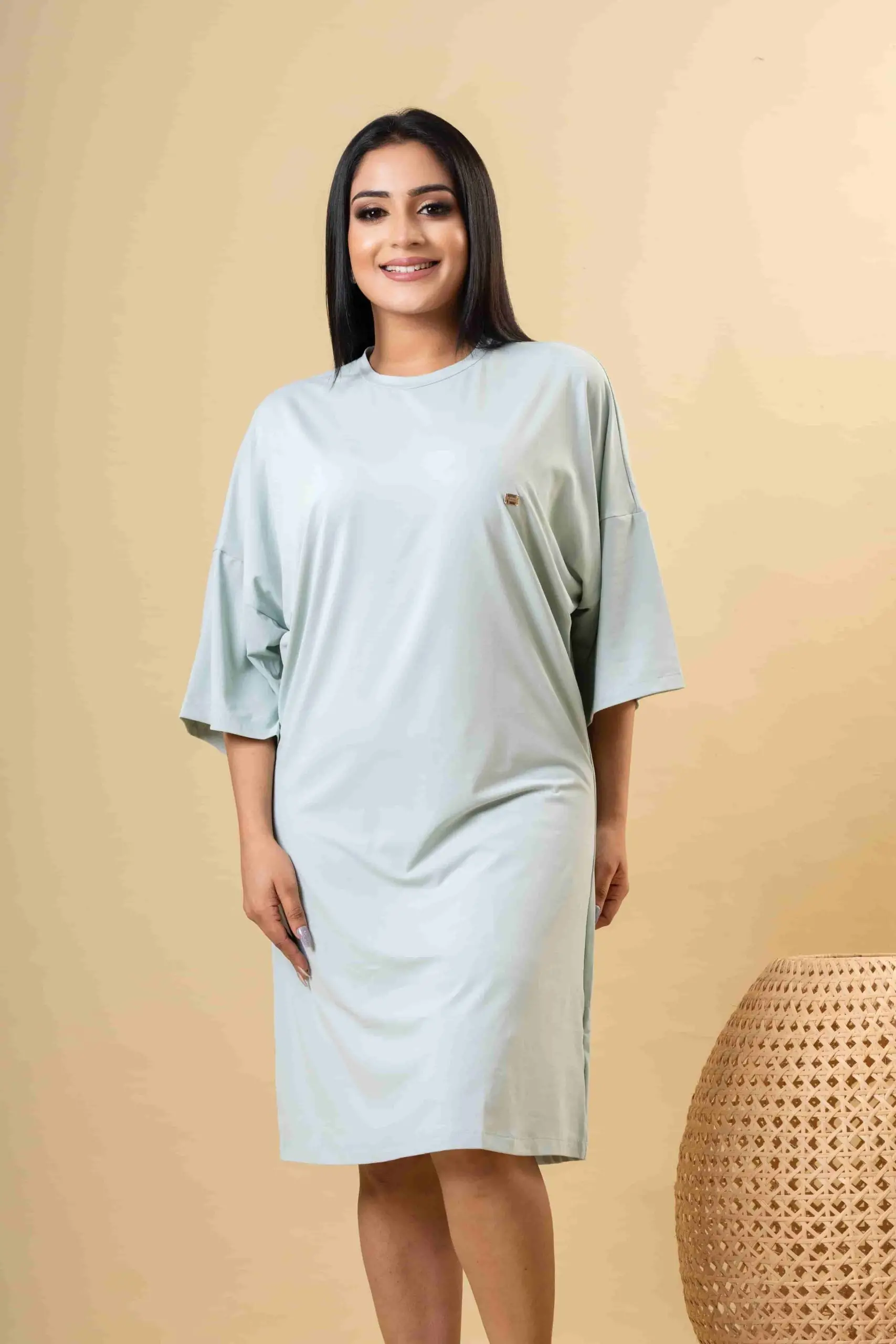 Oversized T-shirt dress - Image 2