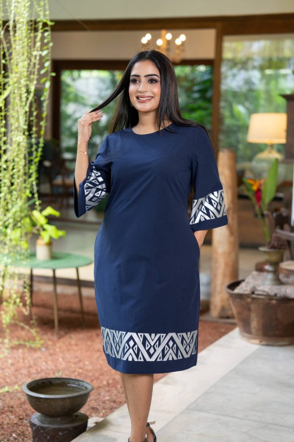 Metallic Printed Loose-fit Short dress - Image 3