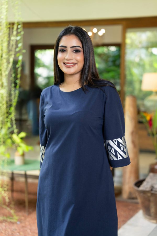 Metallic Printed Loose-fit Short dress - Image 4