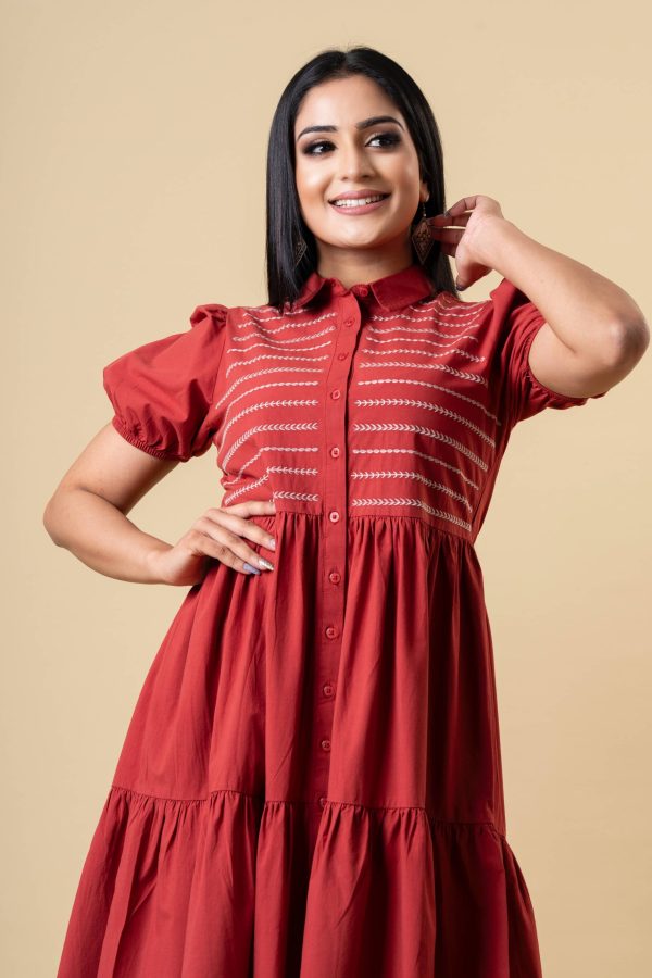 Embroidered Tiered Short dress - Image 4