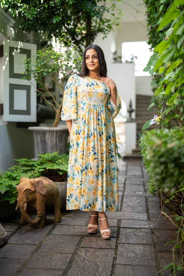 Abstract Patterned Lace Detailed Maxi Dress - Image 2