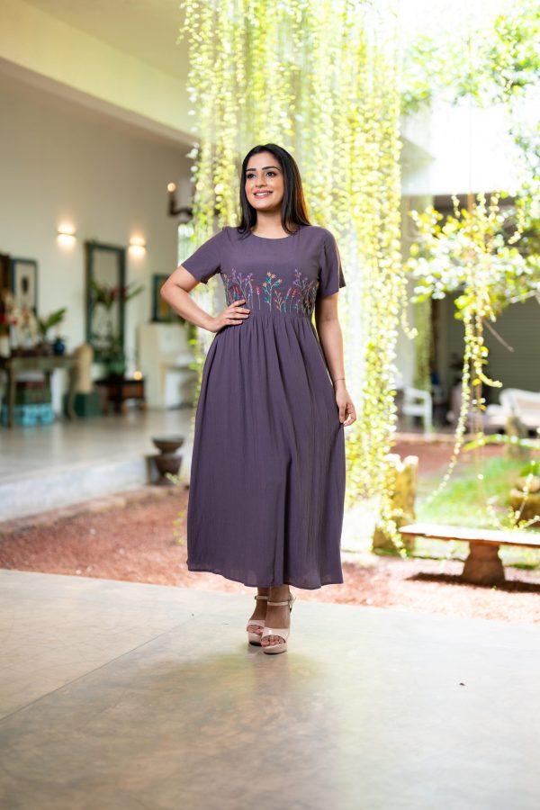 Floral Embroidered Short Sleeved Maxi Dress - Image 2