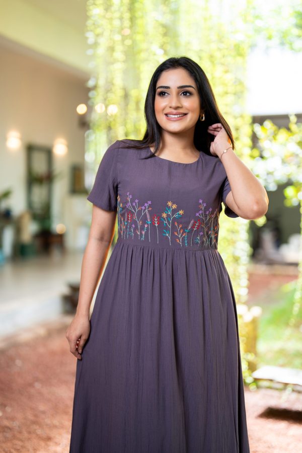Floral Embroidered Short Sleeved Maxi Dress - Image 5