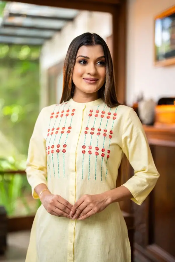 Embroidered Chinese Collared Kurta - Image 5