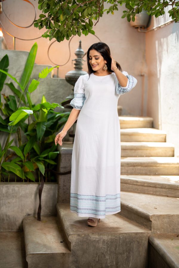 Embroidered Jewel Necked Maxi Dress - Image 3