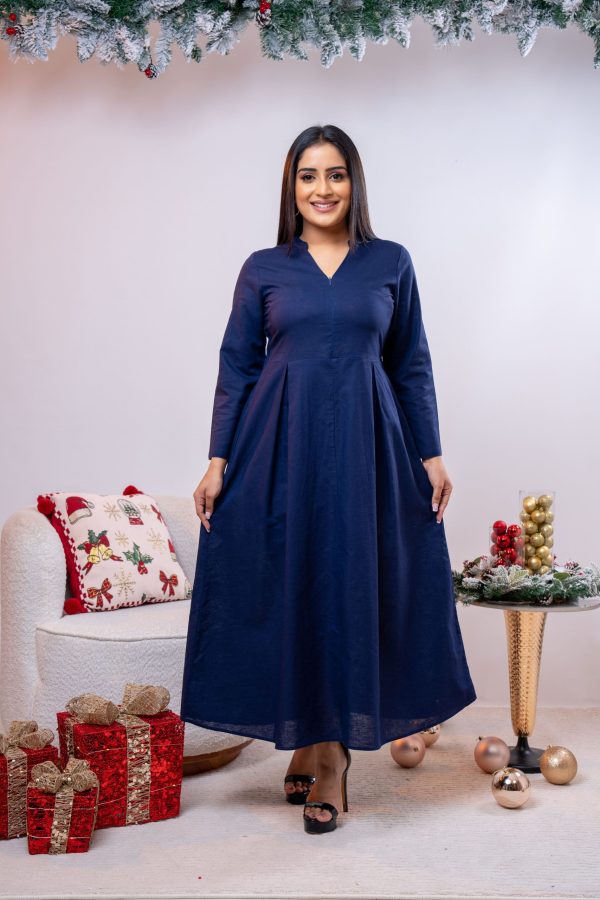 Front Zipper Detailed Long Sleeved Maxi Dress