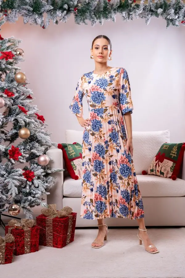 Flare Sleeved Pleated Party Wear Dress