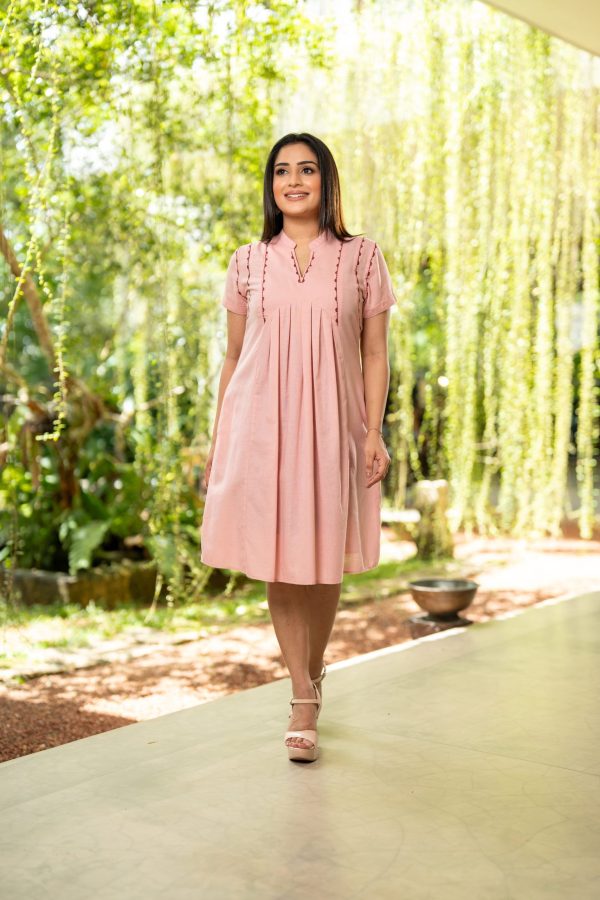 Embroidered Pleat Detailed Short Dress - Image 3
