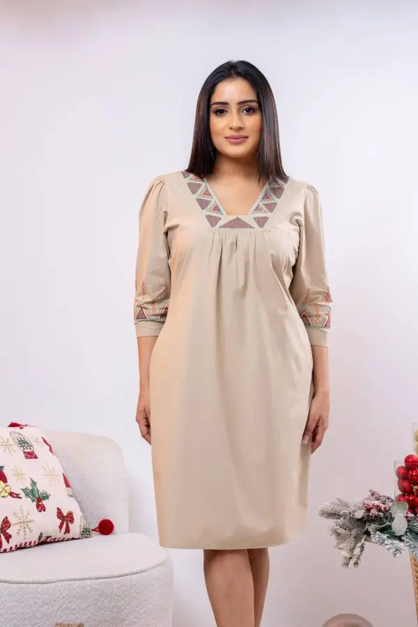 Geometric Embroidered Short Dress - Image 3