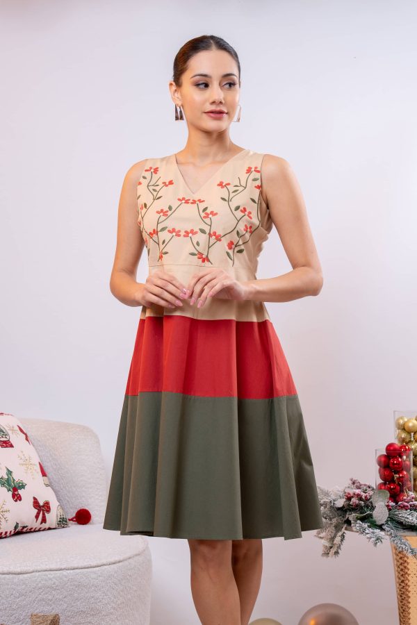 Embroidered Three-Tone Sleeveless Dress - Image 2