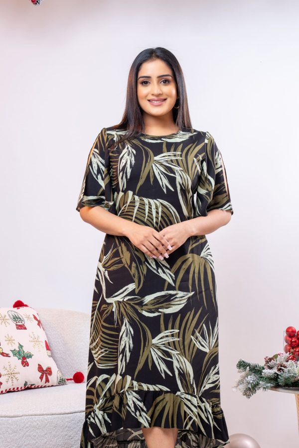 Tropical Patterned High-Low Maxi Dress - Image 5