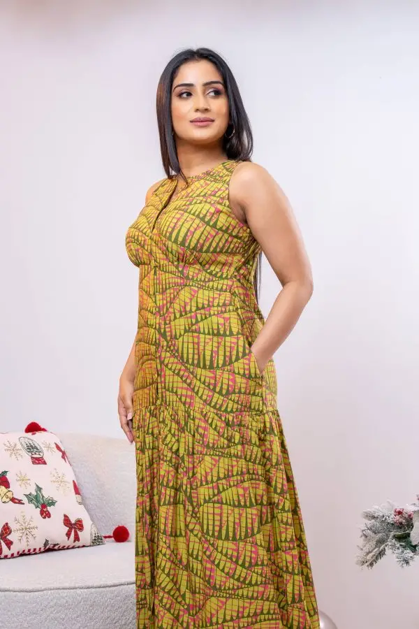 Patterned Sleeveless Button Up Dress - Image 5