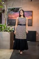 Patterned Two-Tone Sleeveless Maxi Dress - Image 3