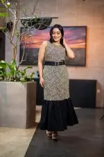 Patterned Two-Tone Sleeveless Maxi Dress - Image 4