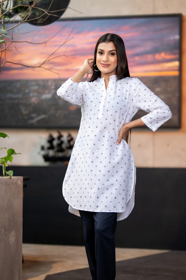 Curved Hem Printed Kurta - Image 2