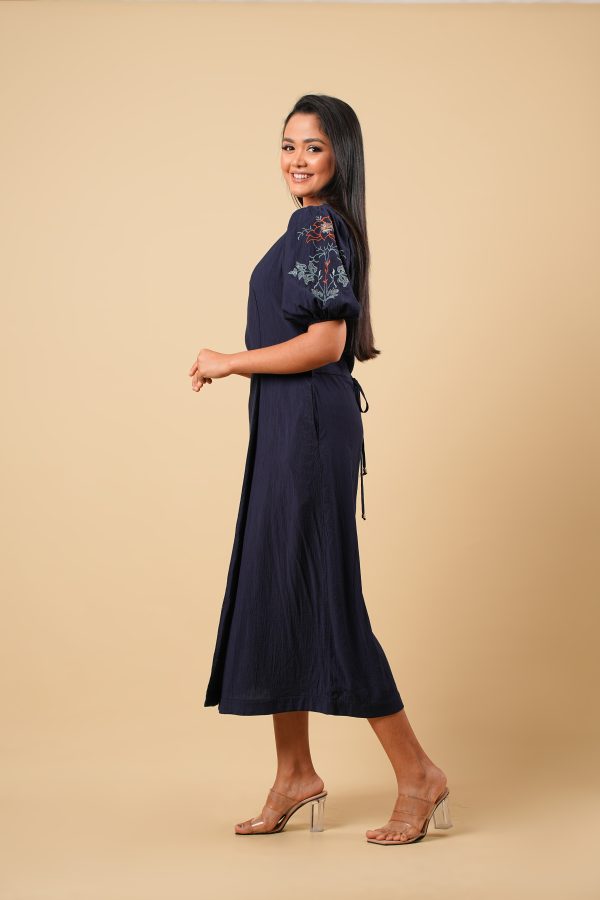 Floral Embroidered Overlap Detailed Maxi Dress - Image 3