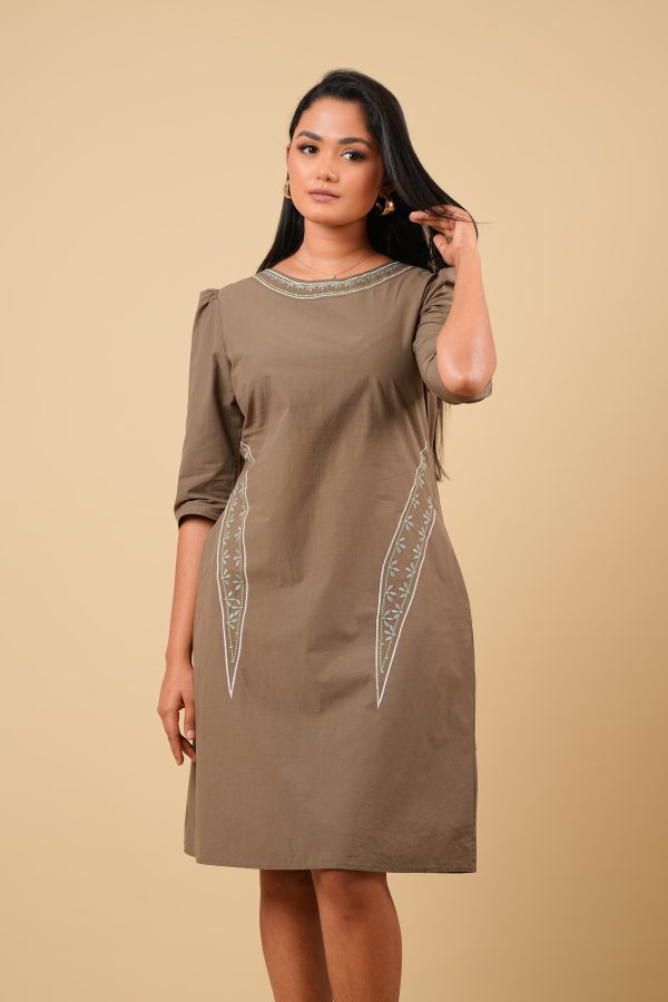 Abstract Embroidered Short Dress - Image 3