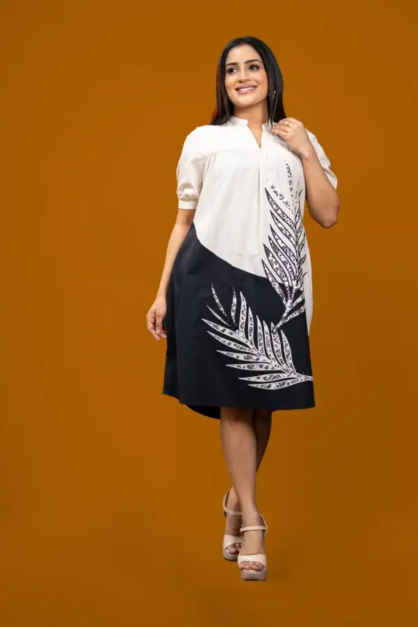 Embroidered Two-Tone Short Dress - Image 2