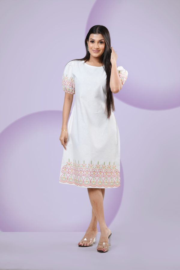 Puff Sleeve Embroidered Short Dress - Image 2